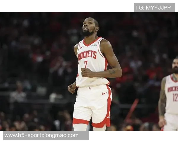 杜兰特批评球迷与媒体贬低常规赛重要性影响篮球讨论质量