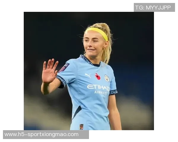 曼城女足前锋的前女友年仅27岁不幸遇车祸离世未系安全带引发关注